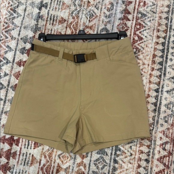 The North Face Pants - The North Face Women’s Khaki Field Shorts